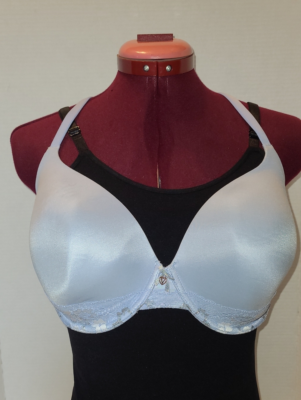 Victoria's Secret Smooth Light Blue Underwire T-Shirt Bra with Lace Trim 36DDD